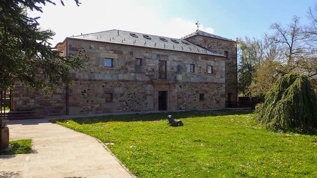 Polos arredores de Pena Chana
